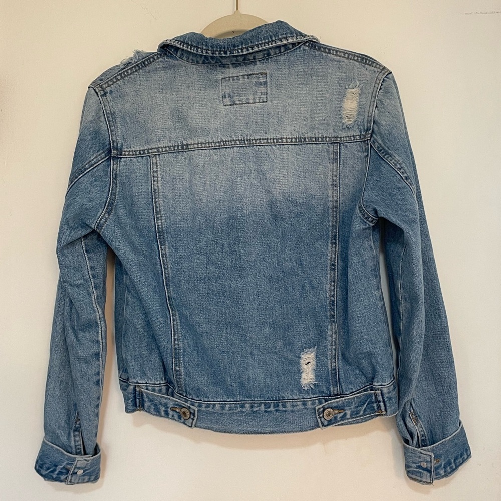 Cropped Jean Jacket - Picture 3 of 8